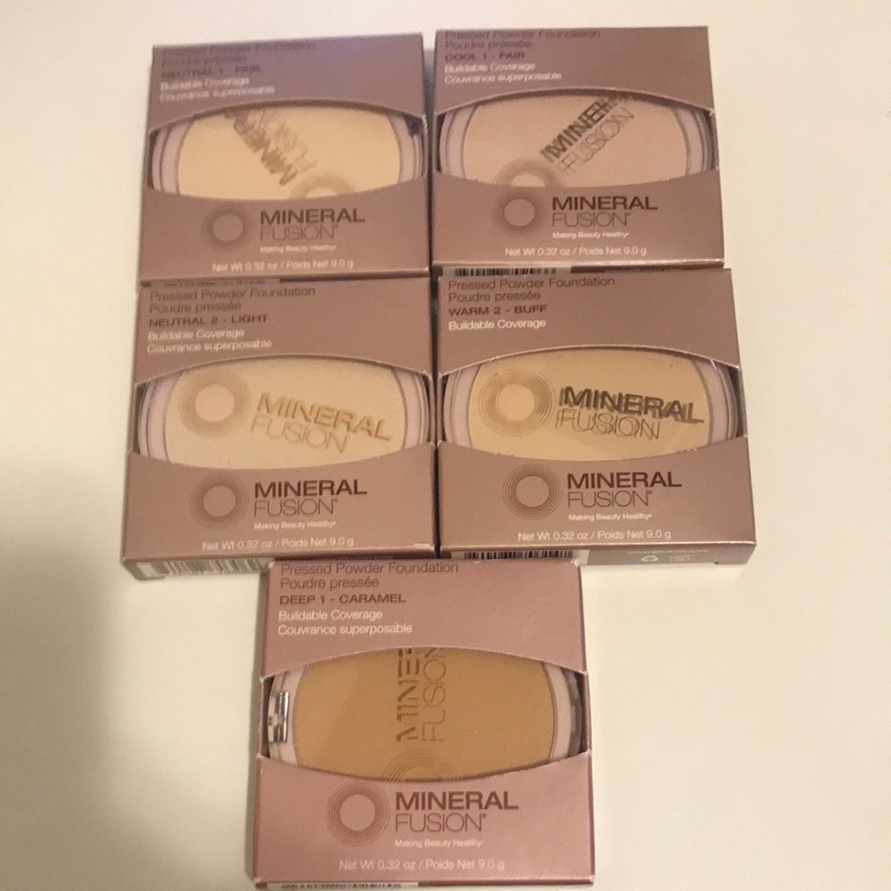☀️ Mineral Fusion Pressed Powder Foundation - you choose your shade
